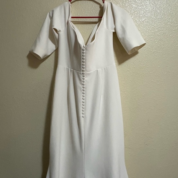 Vagabond Off White Medusa Wedding Dress - Picture 10 of 13